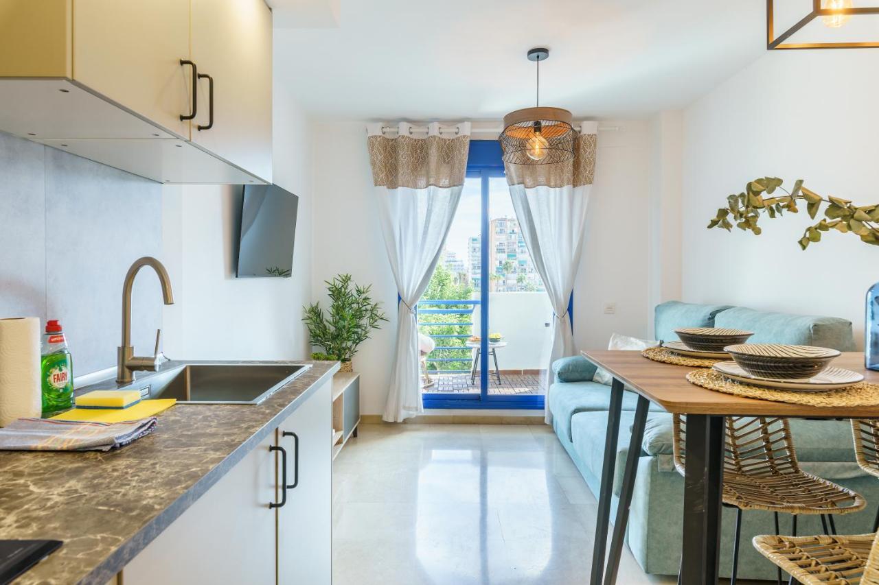 2Nd Line From The Beach , Seaviews + Parking &Pool Benalmadena Exterior photo